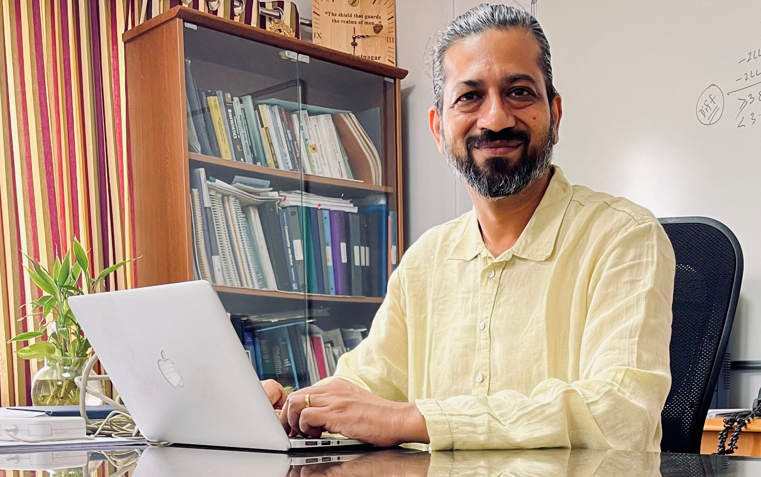 Dr. Tarun Bhatnagar